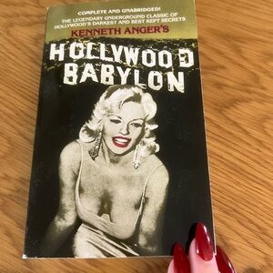 Hollywood Babylon
